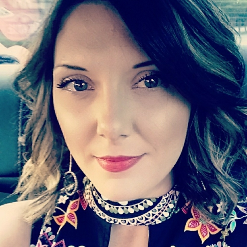 Meet your Posher, Alana